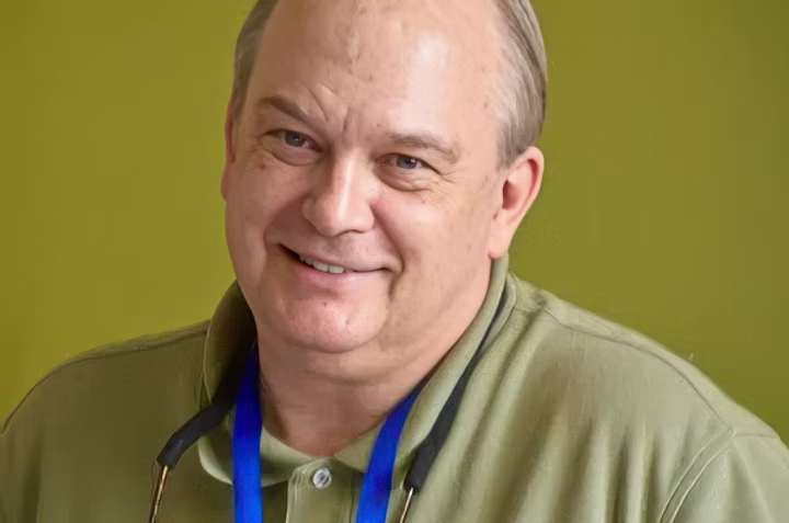 File:Phil Stanley profile.png