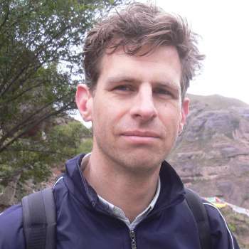 File:Sam van Schaik profile photo from twitter.jpg
